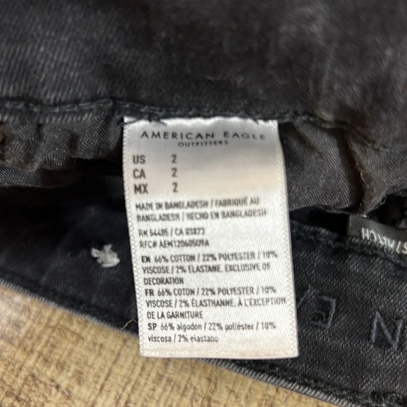 American Eagle Shorts Womens 2 High‎ Rise Shortie Black Distressed Denim - Picture 9 of 10